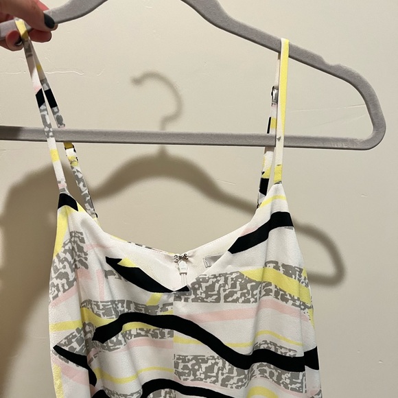 Guess Jumpsuit Shorts - Picture 6 of 9